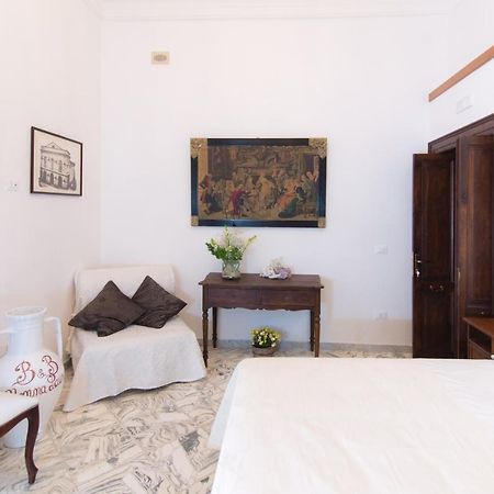 B&B Nonna Laura Трани Экстерьер фото